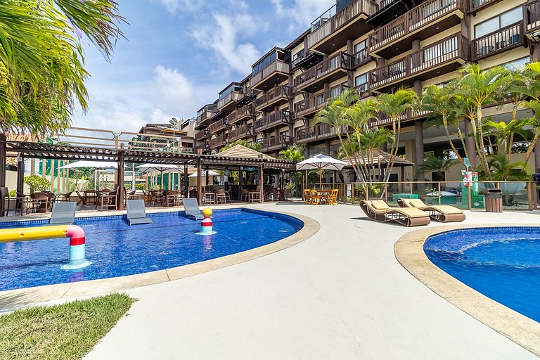 Apartamento no condomínio Barra Bali, Resort de Luxo - Desti