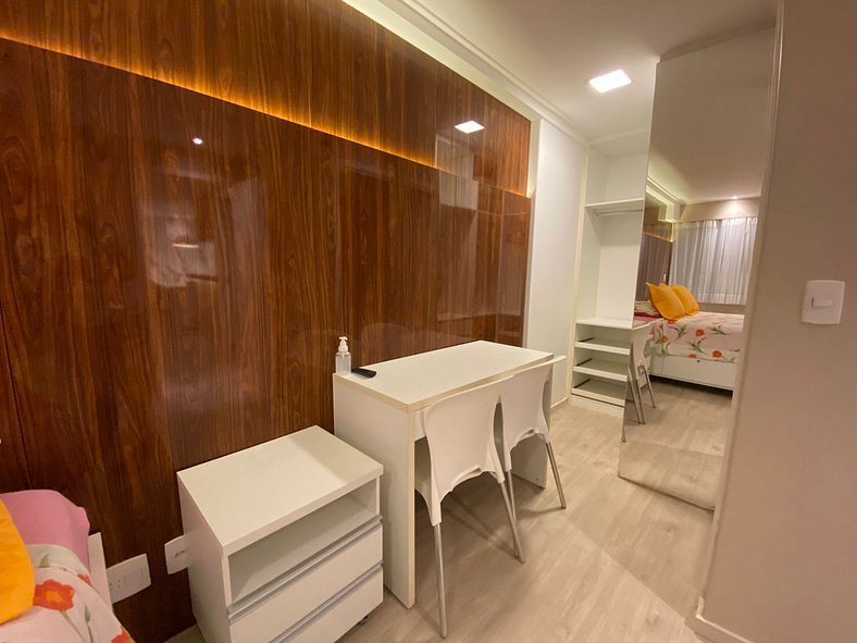 Apartamento no condomínio Barra Bali, Resort de Luxo - Desti